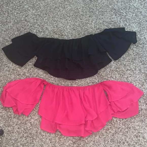 Matching tops - Picture 1 of 2